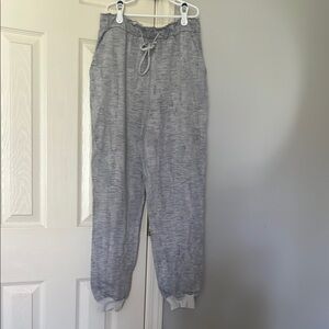 Lululemon Women’s Joggers Size 6